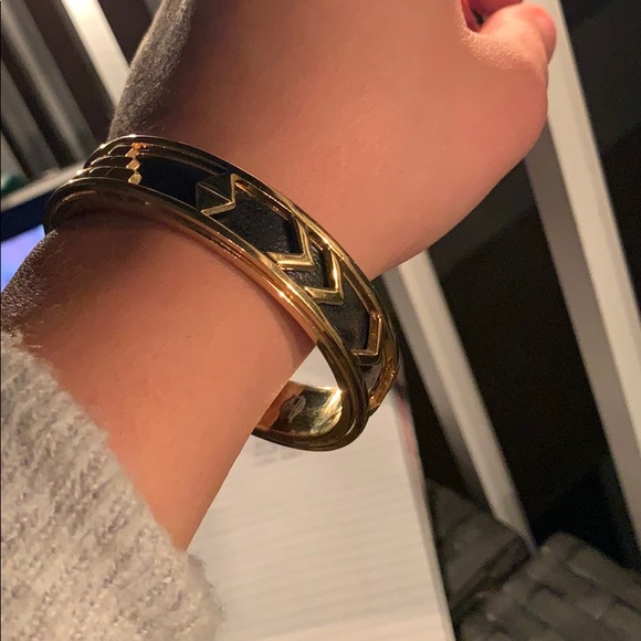 House of Harlow bracelet - Picture 3 of 3